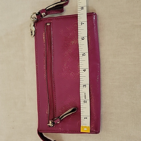 Coach berry-colored wristlet - Picture 4 of 6